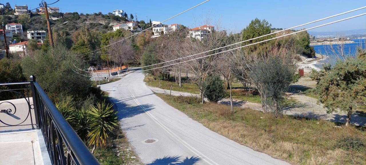 Nisovillas Volos Buitenkant foto