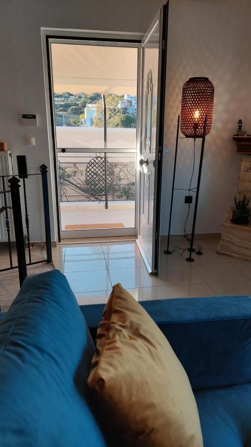 Nisovillas Volos Buitenkant foto