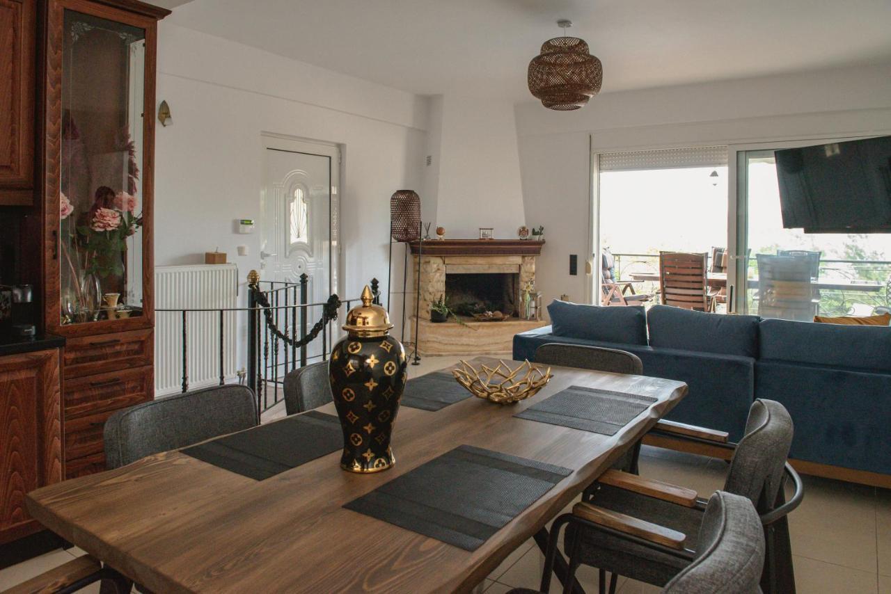 Nisovillas Volos Buitenkant foto